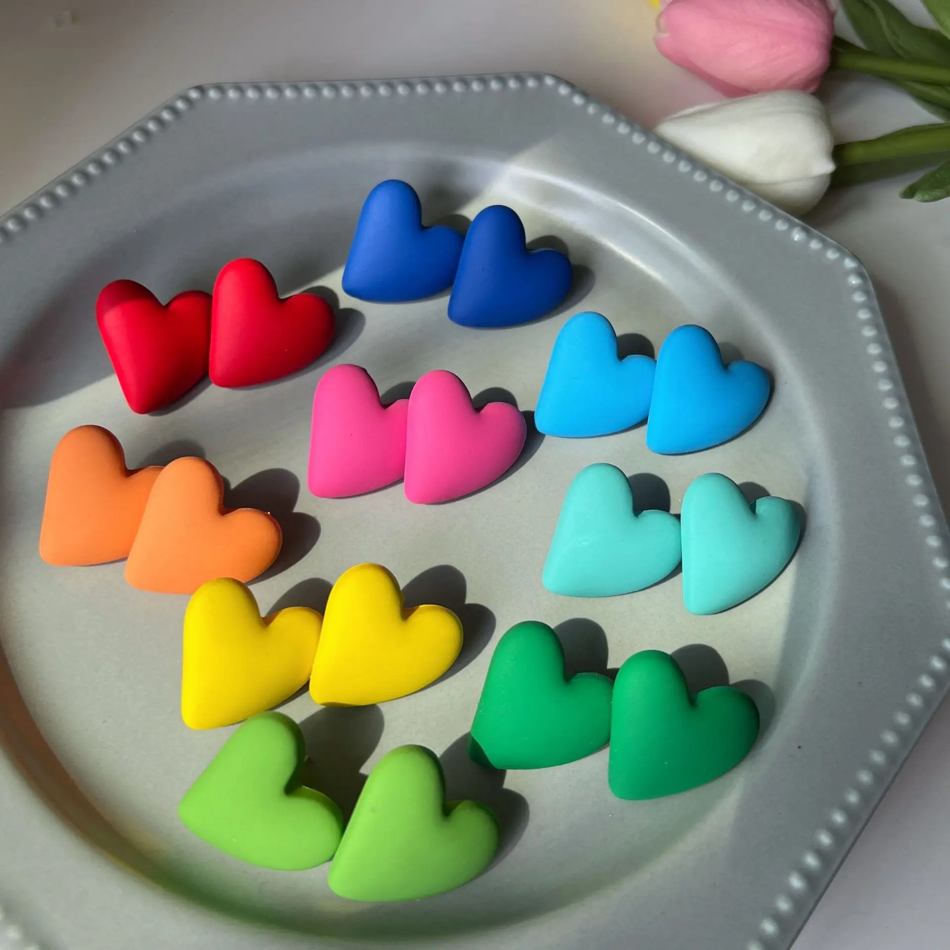 Vintage Fashion Trends 2026 - 2026 New Fashion Acrylic Color Heart