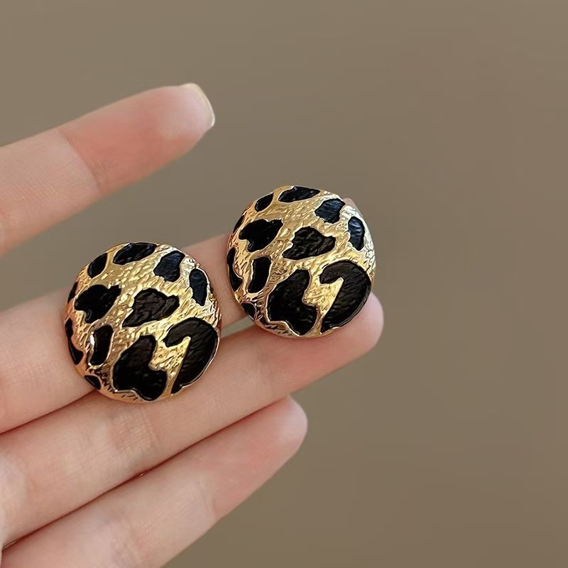 Boho Style Leopard Print Patte - Vintage Fashion Illustrations 评论和价格