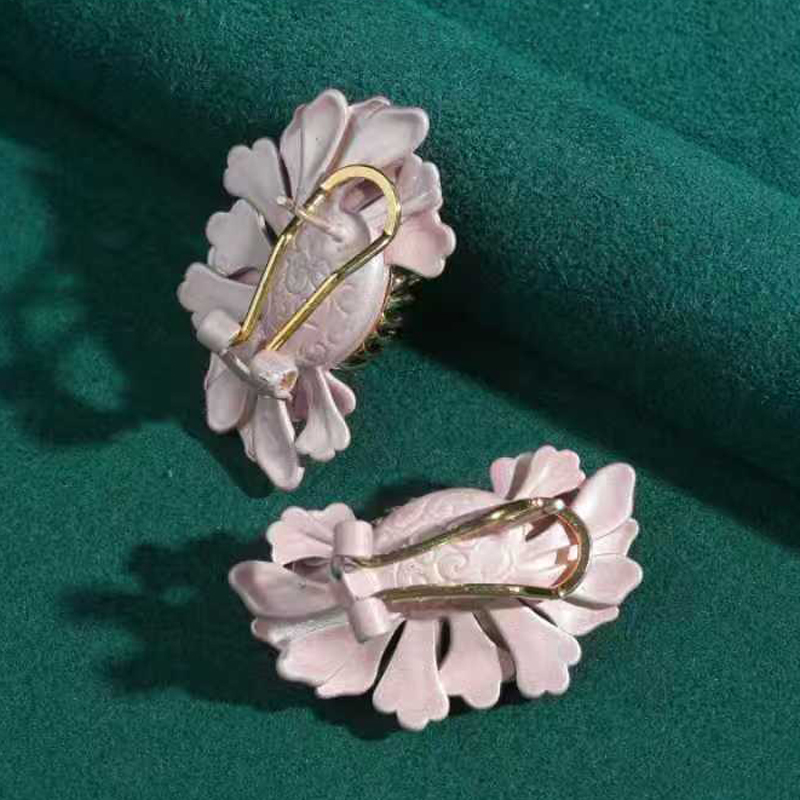 Vintage Luxury Designer Half F - Vintage Fashion Trends 2026 评论和价格